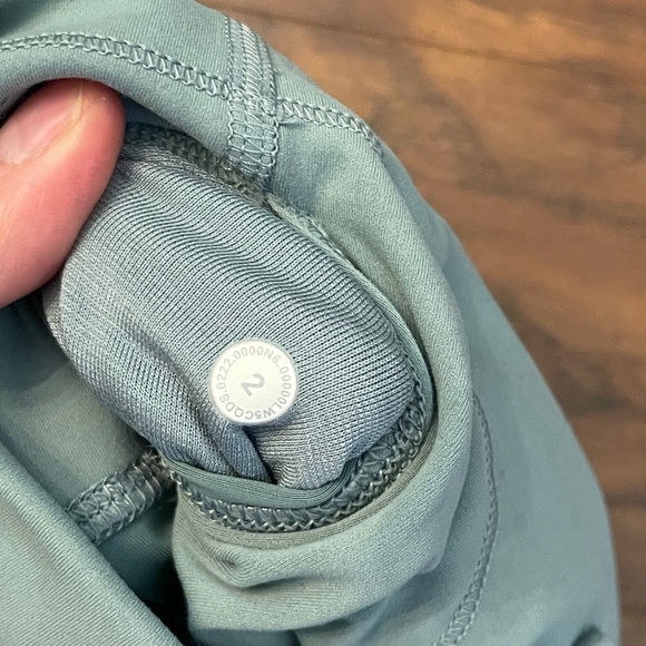 Lululemon Wunder Train High Rise Tight 25” Size 2 - Picture 3 of 6